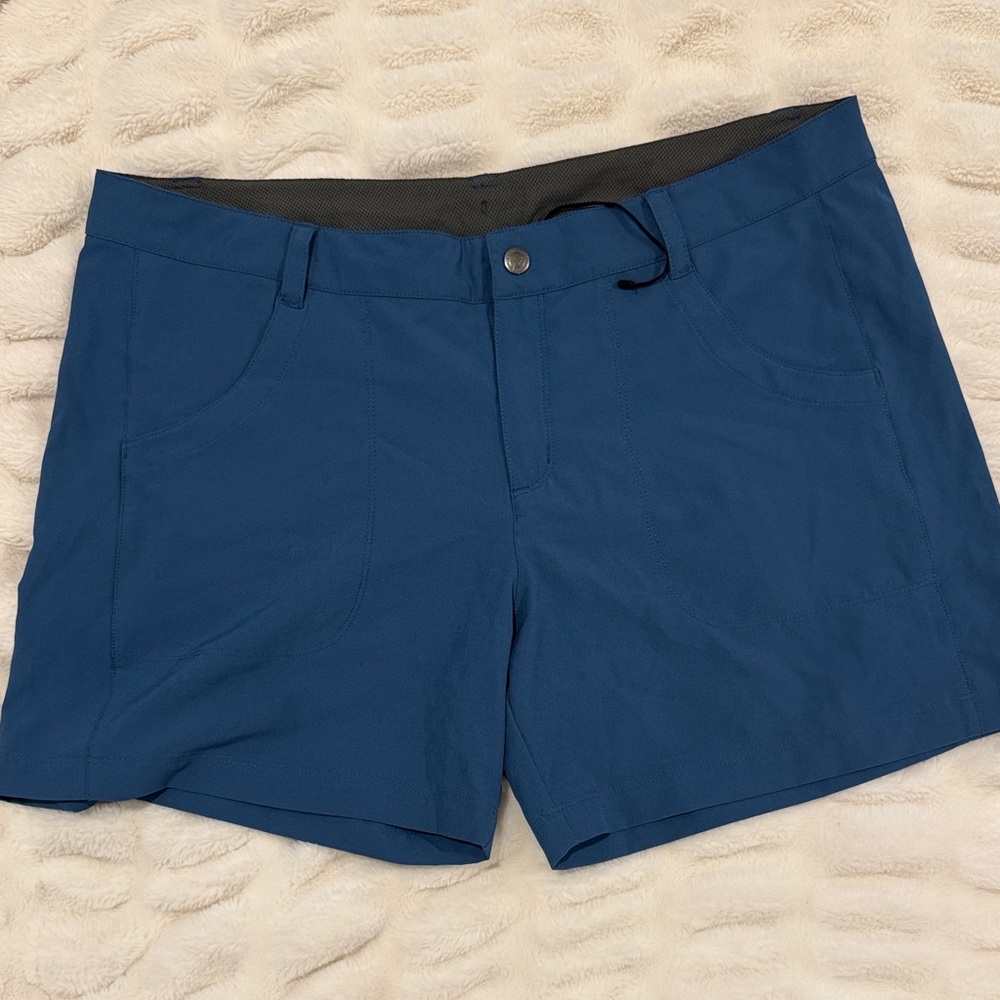 Patagonia Women's Deep Blue Cargo Shorts